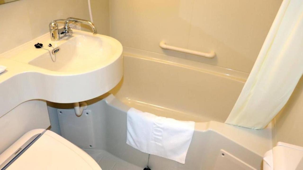 Toyoko Inn Saitama Toda Koen Eki Nishi Guchi Zewnętrze zdjęcie